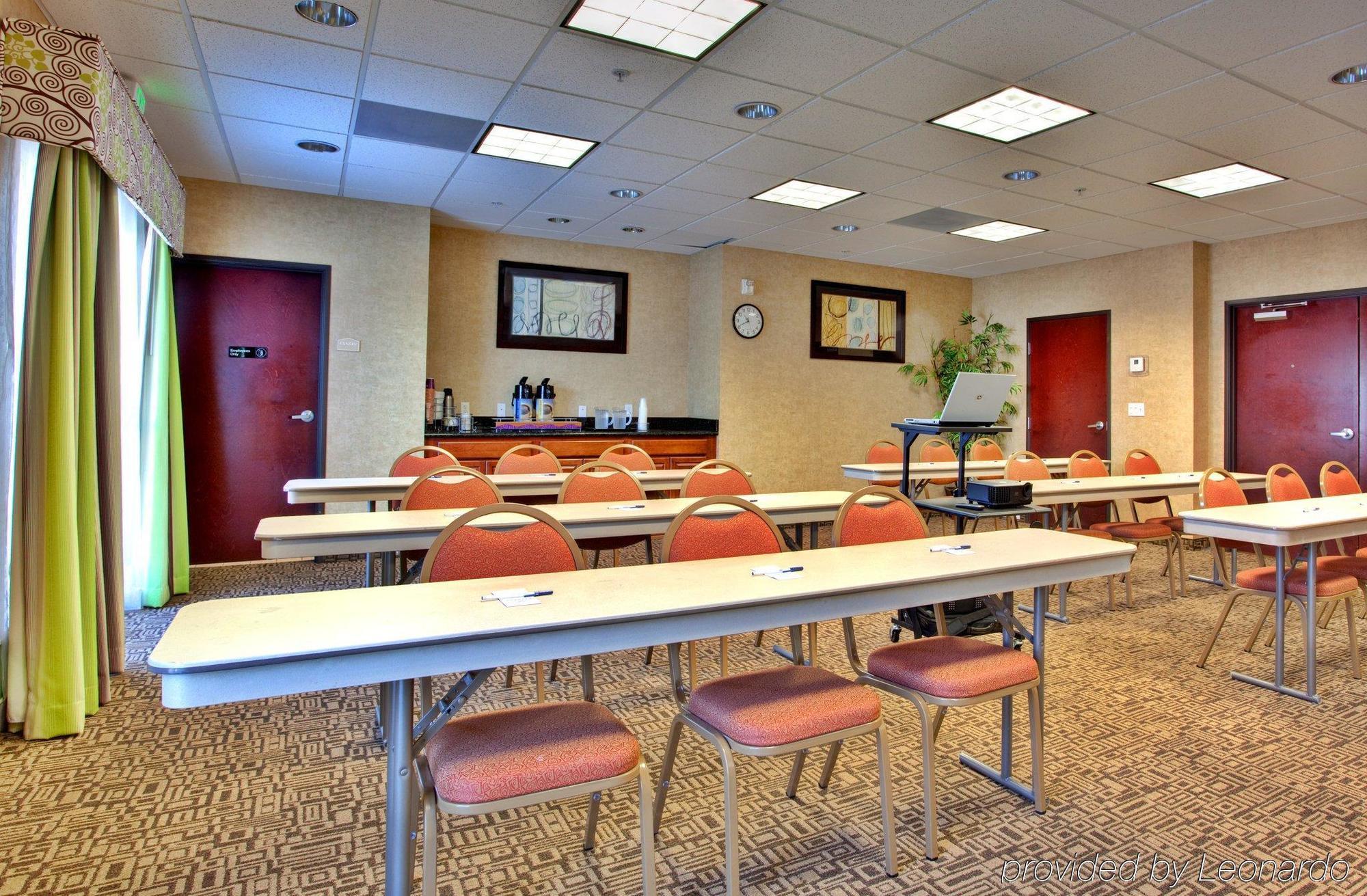 Holiday Inn Express San Diego - Otay Mesa, An Ihg Hotel Udogodnienia zdjęcie