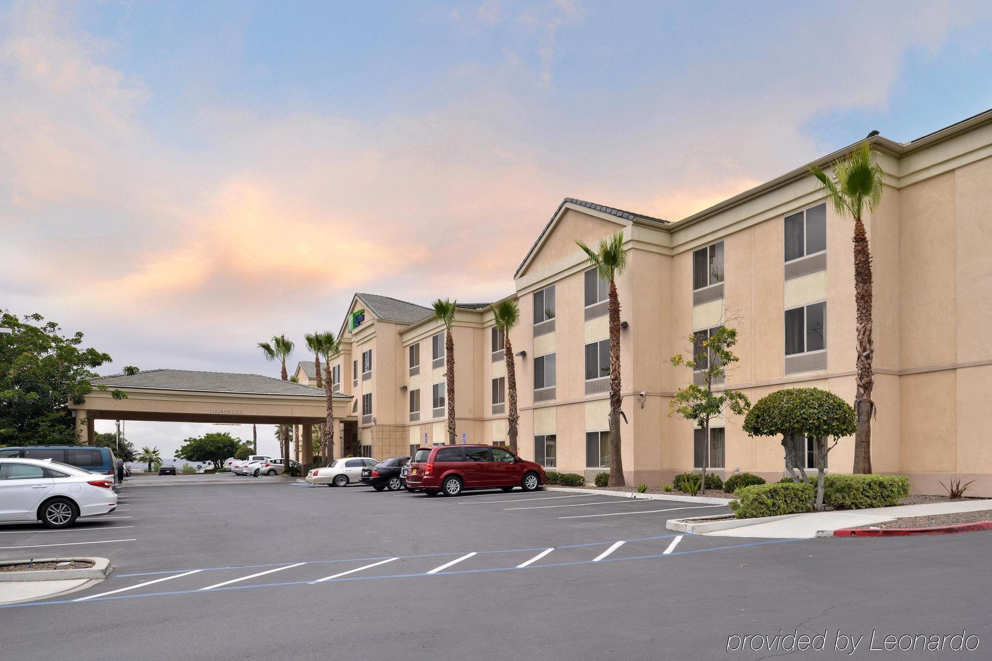 Holiday Inn Express San Diego - Otay Mesa, An Ihg Hotel Zewnętrze zdjęcie