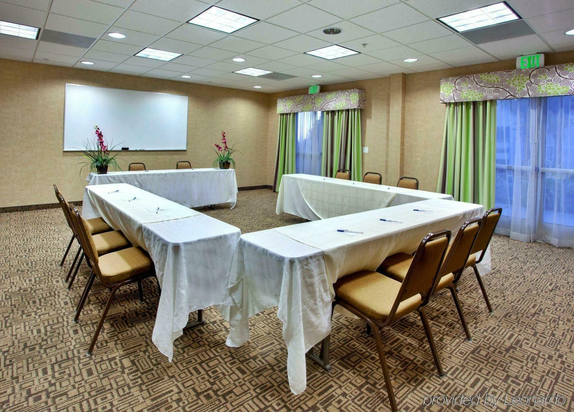 Holiday Inn Express San Diego - Otay Mesa, An Ihg Hotel Udogodnienia zdjęcie